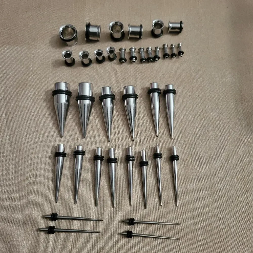 Stainless steel 14 - 00 gauge silver taper and tunnel ear lobe stretching set